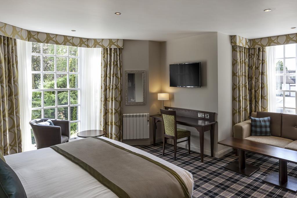 Best Western Plus Pinewood Manchester Airport-Wilmslow Hotel Dış mekan fotoğraf