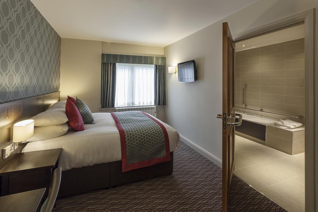 Best Western Plus Pinewood Manchester Airport-Wilmslow Hotel Dış mekan fotoğraf